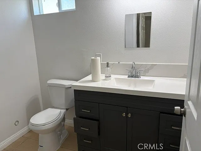 3 bed, 1000 sqft, $3,125 — Photo 3