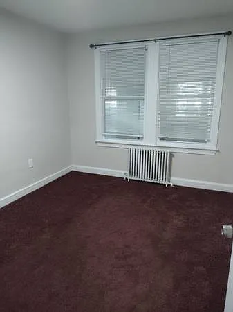 Den/ Can be used as 2nd Bedroom