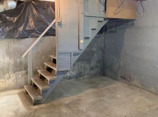 1205 & 1207 Macarthur Cir, Evansville, IN 47714