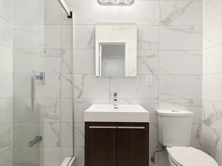452 W 19th St #2C — Photo 6