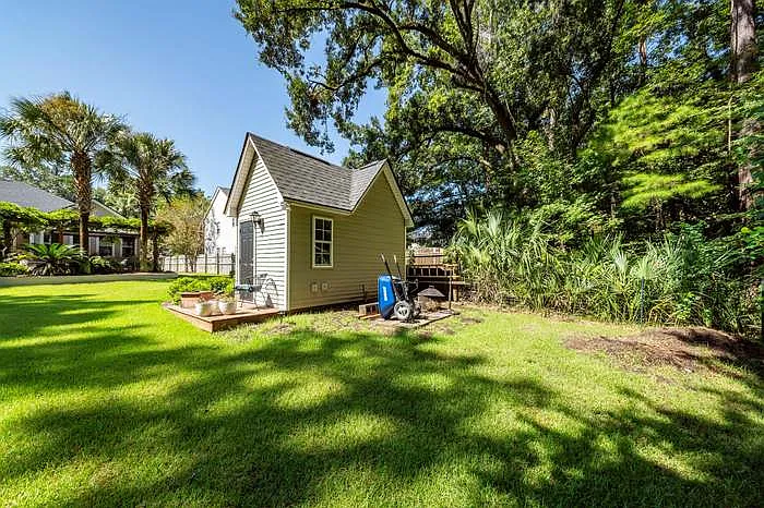 136 Oak Bluff Rd — Photo 35