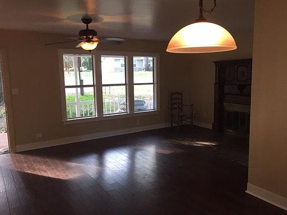 2nd image of 412 N Elm St