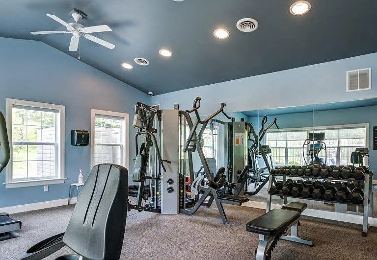 Emerald Pointe Townhomes — Photo 18