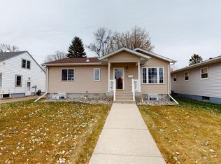 610 3rd Ave NE, East Grand Forks, MN 56721