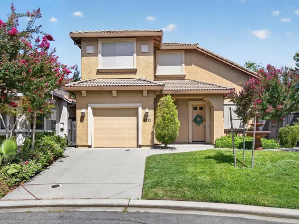 8221 Ashcrest Ln, Fair Oaks, CA 95628