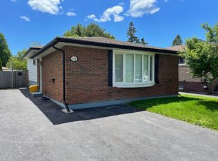 191 Quetico Ct, Oshawa, ON L1J 1E7