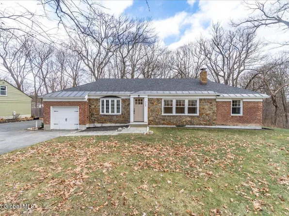 369 Loudon Road, Loudonville, NY 12211