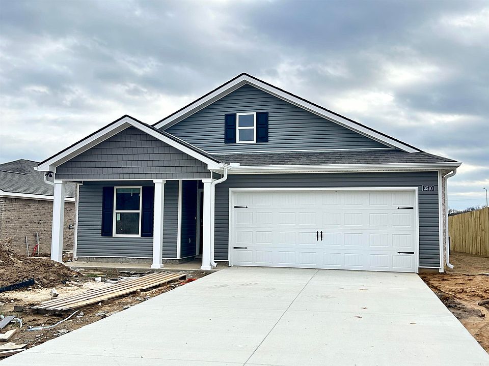 1st image of 3510 Hawthorn Way