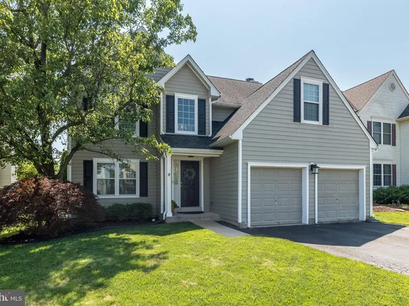 4194 Milords Ln, Doylestown, PA 18902