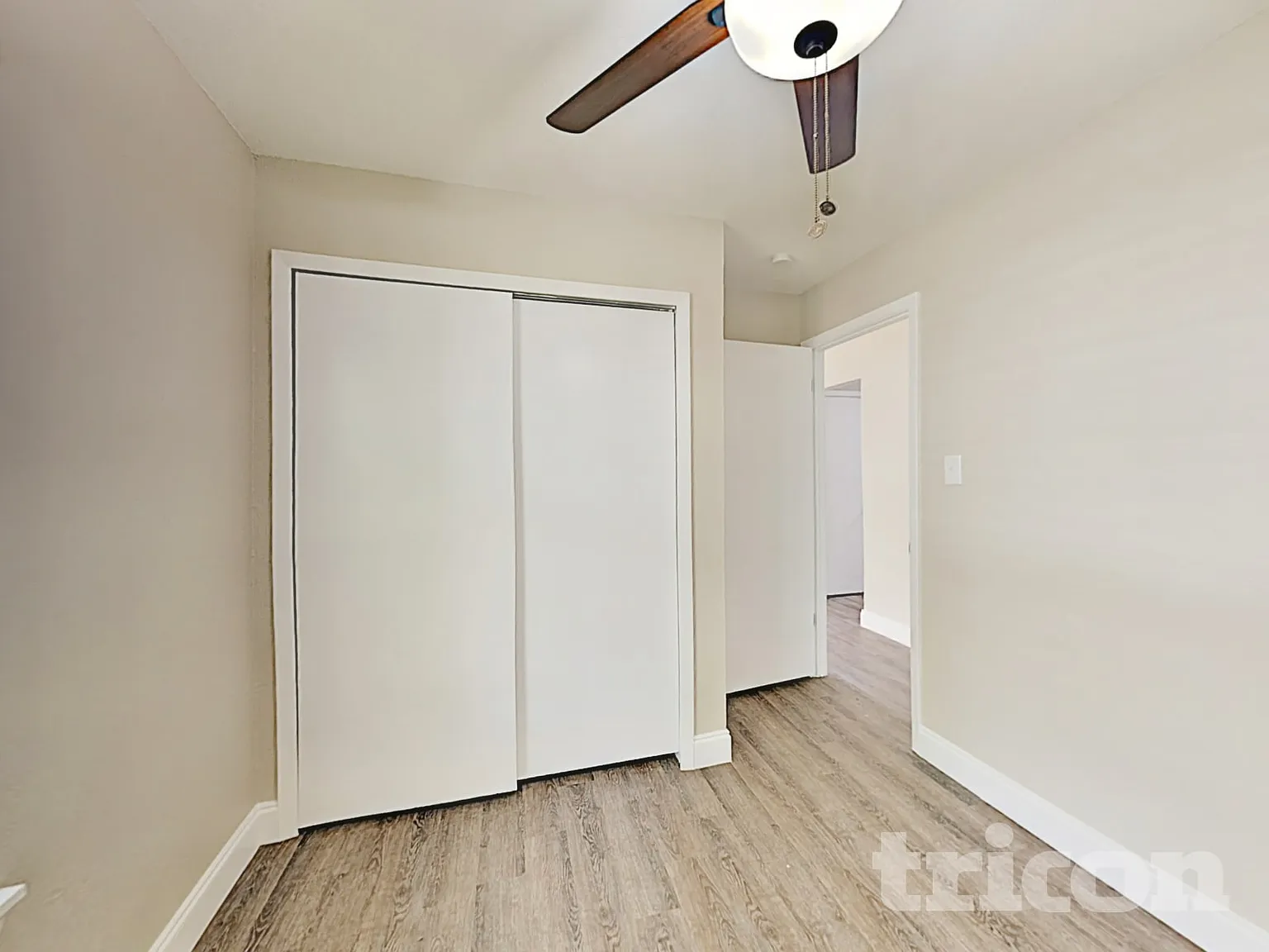 837 Pine Mountain Drive Burleson TX — Photo 2