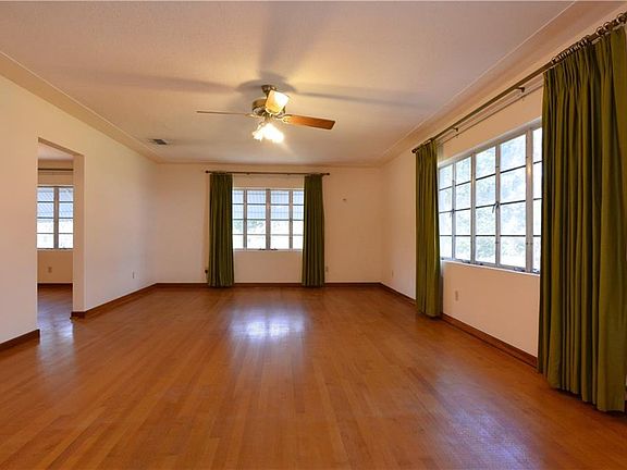 5th image of 5270 Rose Ave