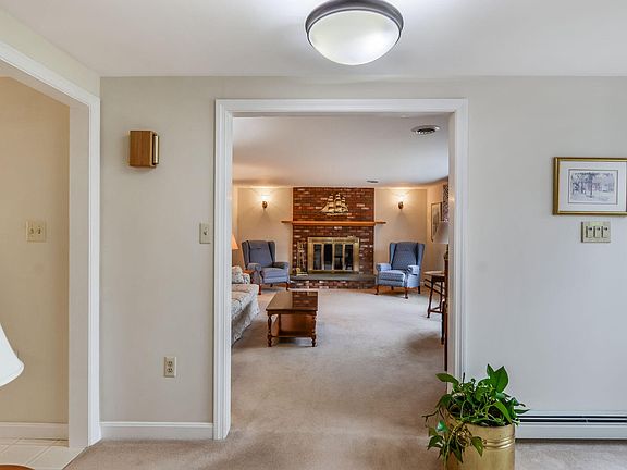 4th image of 49 Coleridge Drive