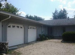 42W631 Plank Rd, Hampshire, IL 60140