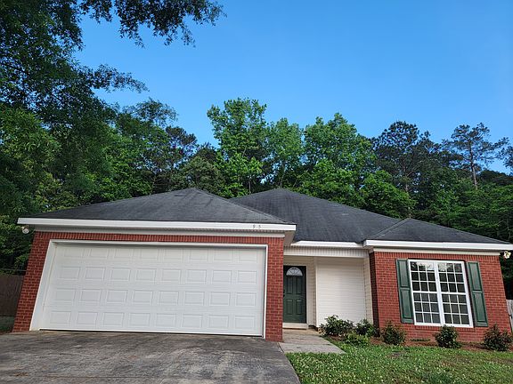 2nd image of 935 Boulder Ln