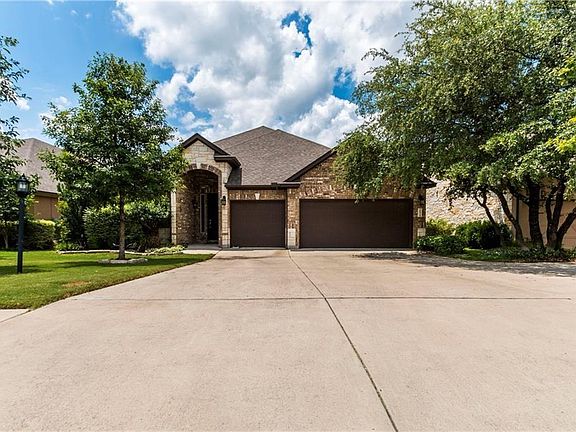 2nd image of 217 Bellagio Dr