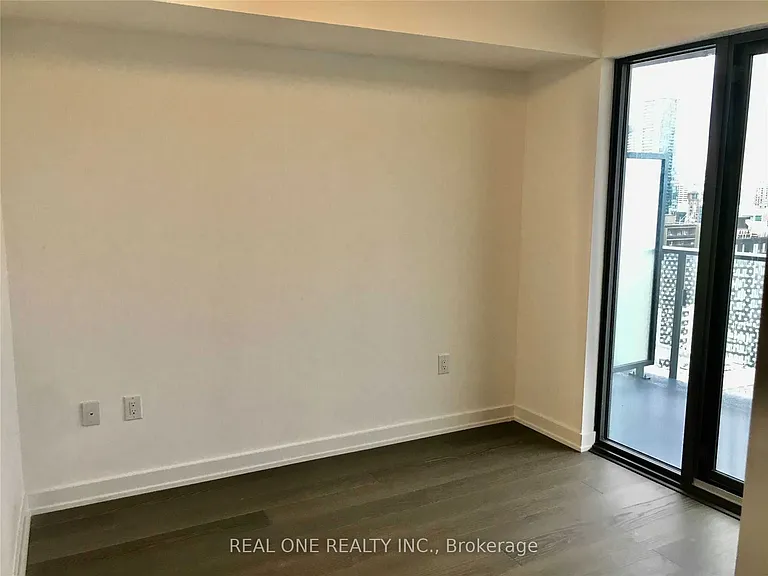 11 Wellesley St W #2302 — Photo 9
