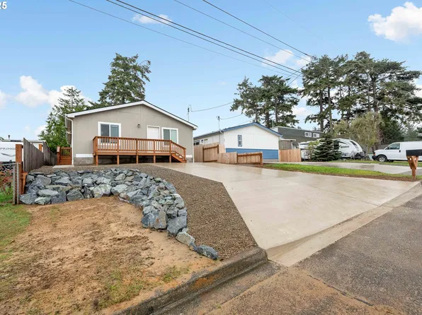 649 S Marple St, Coos Bay, OR 97420