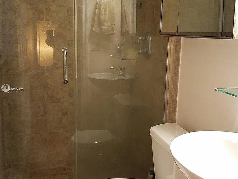 918 Ortega Ave — Photo 14