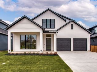 317 Rusk St, Roanoke, TX 76262