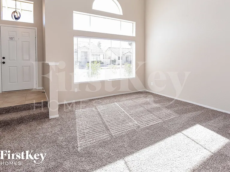 1416 Grey Knoll Cir — Photo 2