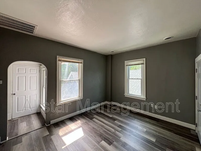 1120 East Ave #3 — Photo 5