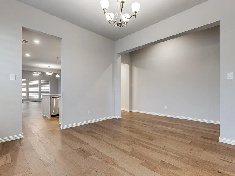 1600 Bird Cherry Ln — Photo 6