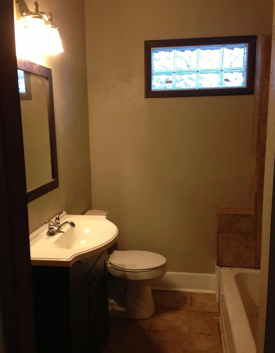 1820 N Drexel Boulevard — Photo 2