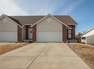 101 Vine School Ct, Herculaneum, MO 63048