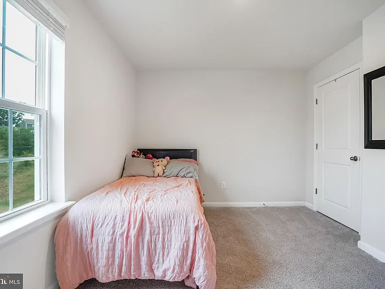 115 Bell Tower Ln — Photo 41
