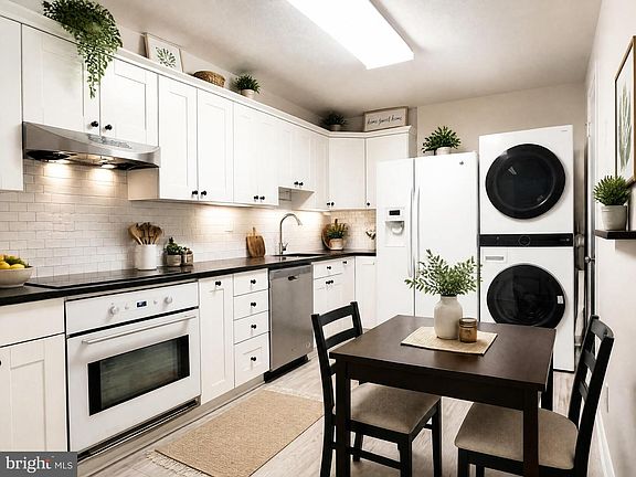 4th image of 8340 Greensboro Dr APT 906