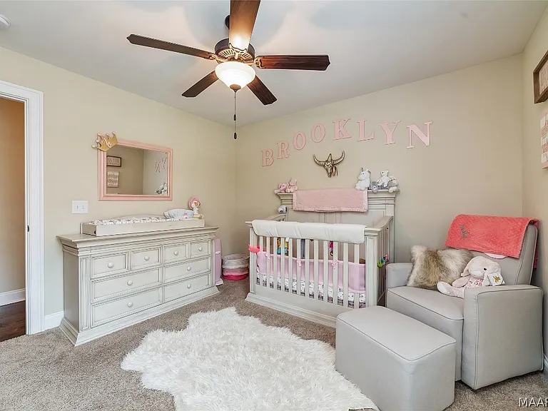 8115 Faith Ct — Photo 32