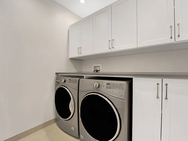 105 W Chestnut St #105 — Photo 13
