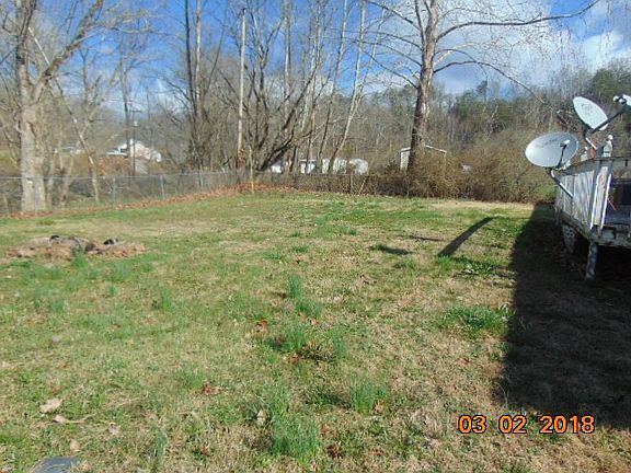 4th image of 287 Church Dr