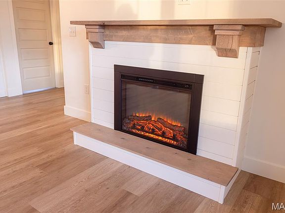 3rd image of 13505 Council Ln