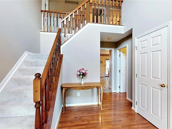 2nd image of 7340 Lakota Springs Dr