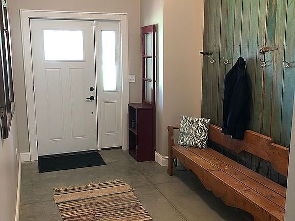 5th image of 3110 Pinewood Rd SE