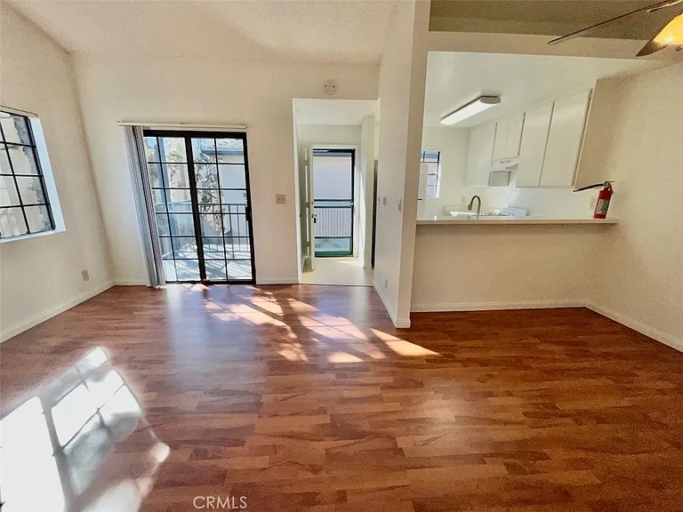 1130 Newport Ave #207 — Photo 4