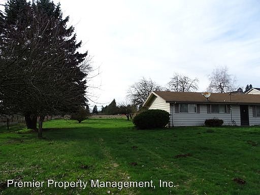 2nd image of 10816 NE 124th Ave