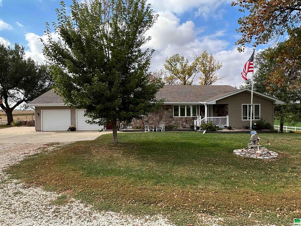 36924 C12, Le Mars, IA 51031 MLS 819020 Zillow