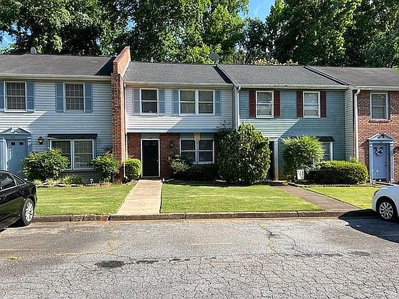 2nd image of 3728 Meadow Rue Ln