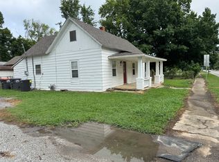 176 N Center St, Elkins, AR 72727