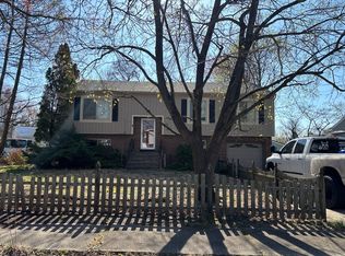 511 Spruce Ave, Lindenwold, NJ 08021