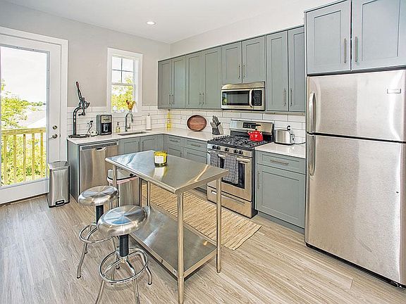 2nd image of 4779 S Park Ave