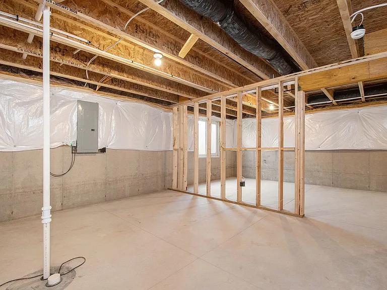 7285 Montego Bay St — Photo 27