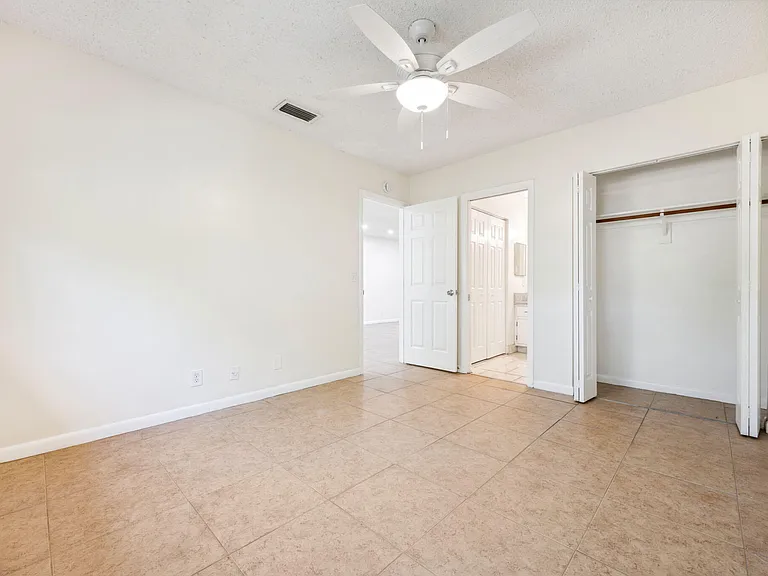 308 Southwind Ct #6 — Photo 14