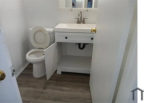 214 E Hyde Park Blvd #2 — Photo 13