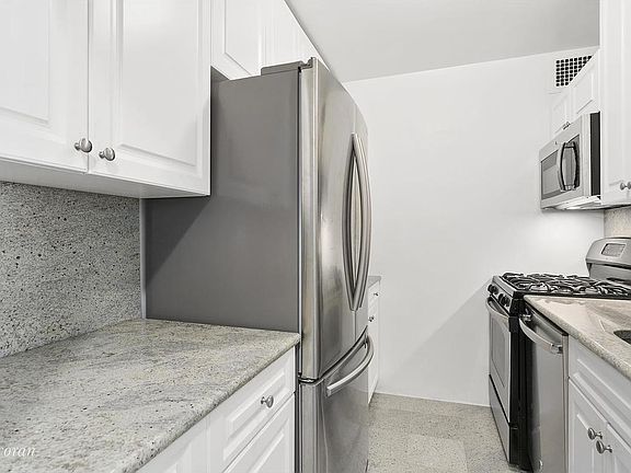 4th image of 150 W End Ave APT 14S