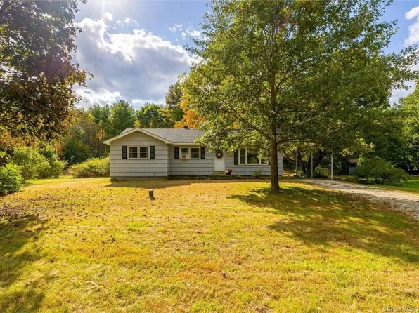 579 Wauregan Road, Brooklyn, CT 06234