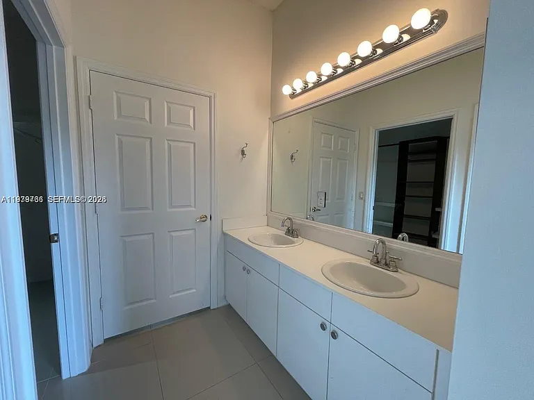 16309 Emerald Cove Rd #16309 — Photo 26