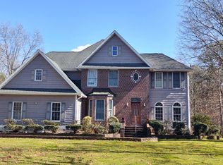 210 Mystic Dr, Egg Harbor Township, NJ 08234